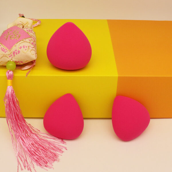 Peach-shaped droplet beauty egg